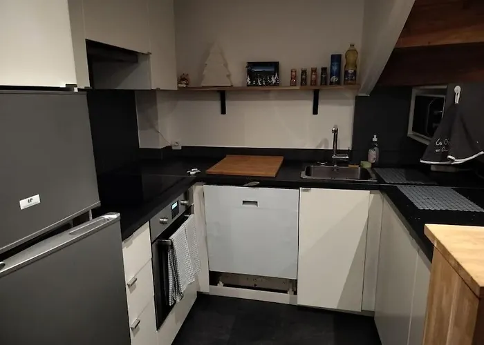 La Ramure, Maison De Village Allanche